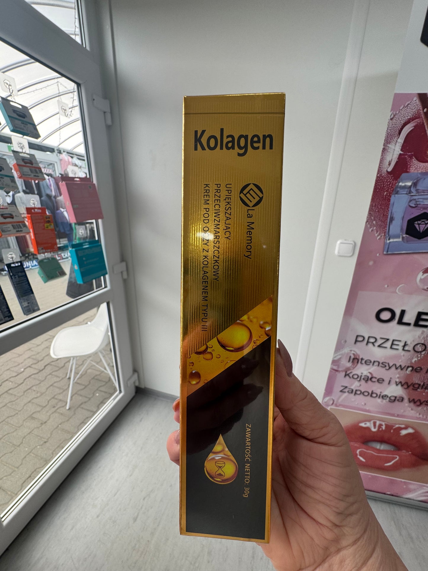 Kolagen pod oczy z masażerem